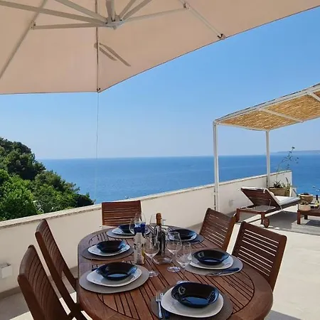 Bona Vitae - Attico Vista Mare Castro Apartment *